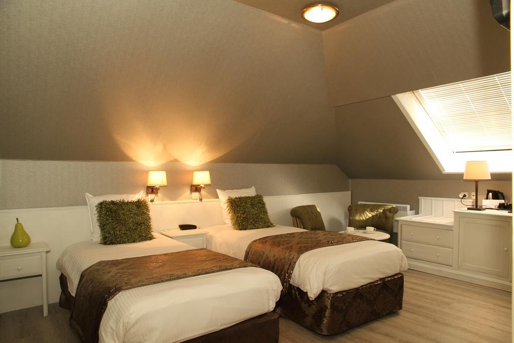 Hotel Den Hof Zelzate Pokoj fotografie